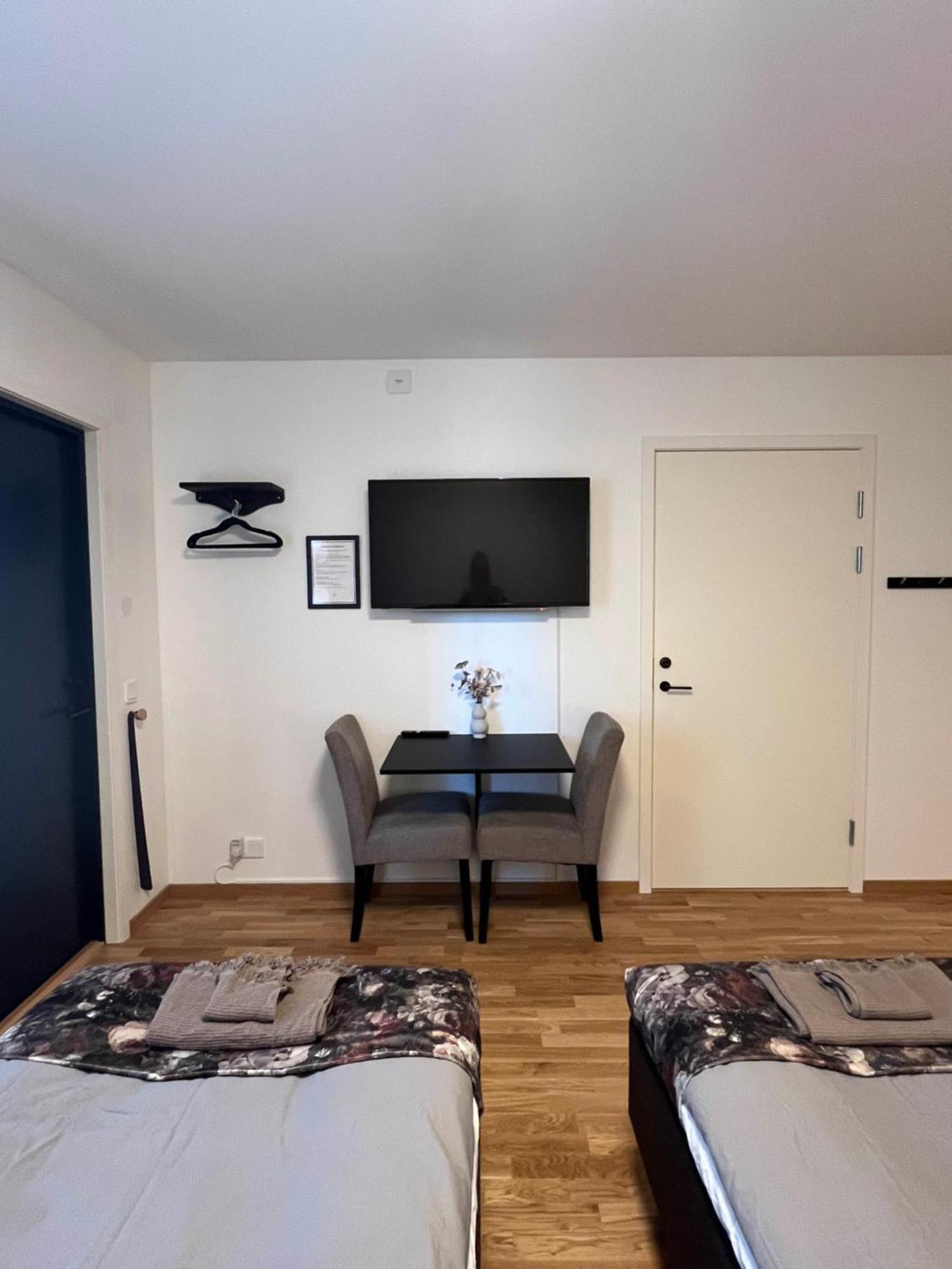 Brukshotellet Ekeby  Exteriör bild